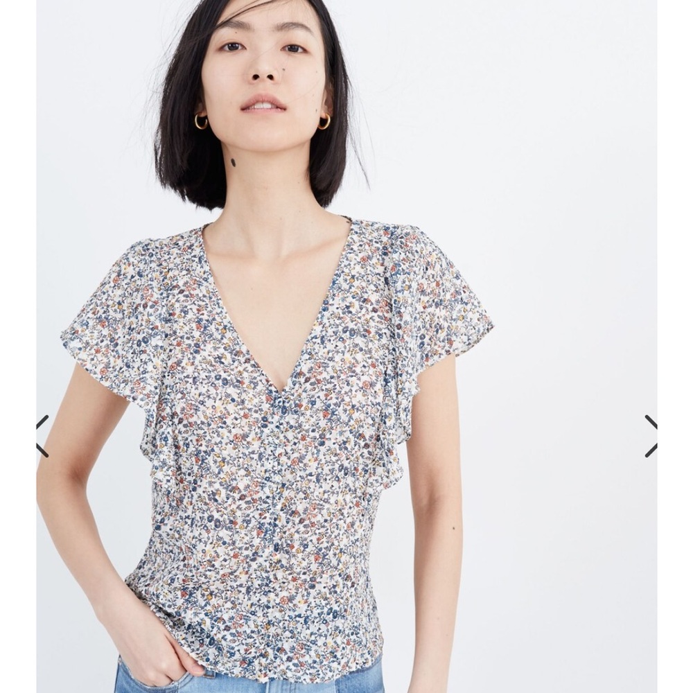 Madewell Carmelina Flutter-Sleeve Top in Blossoming Vines